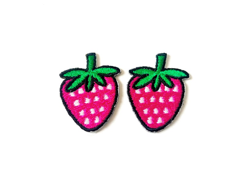 Tyga_Thai TH Set of 2 Tiny. Mini Pink Strawberry Cute Fruit Cartoon Logo Patches Sew Iron on Embroidered Applique Badge Sign Patch Clothing Costume - Image 1